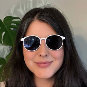 Meet Glasses White Frame Black Lens Sunglasses Classic Round Shades Dark Tint 14